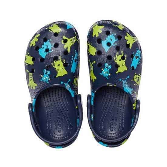 eng_pm_Crocs-Classic-Monster-Print-T-Clog-Kids-206833-NAVY-31117_3-min